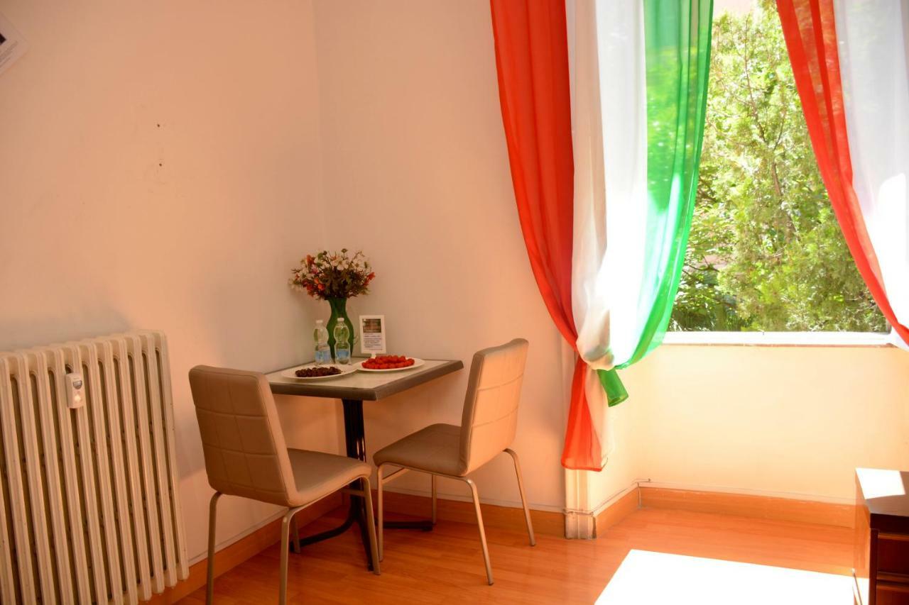 Al Iram Guest House Ρώμη Εξωτερικό φωτογραφία